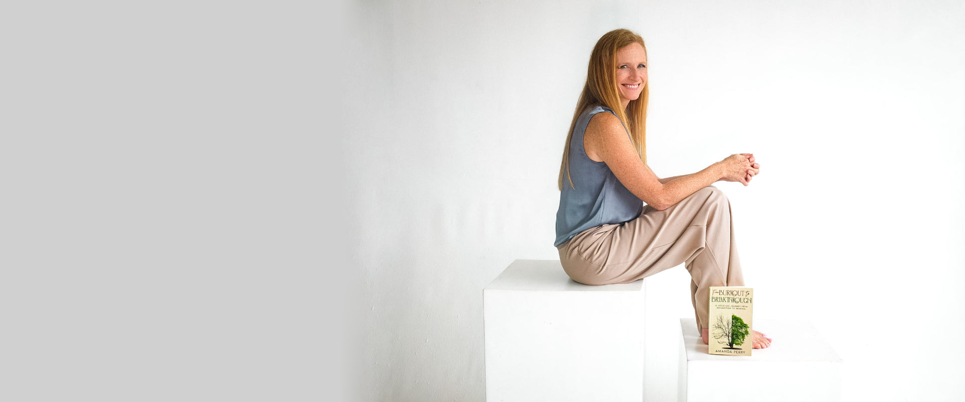 AP-hero-Banner-desktop-Amanda-Perry